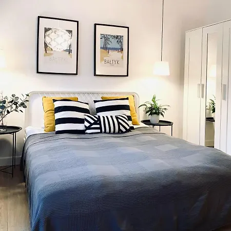 Apartment Marynarska 2 *