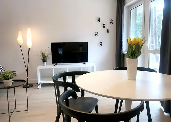 Apartment Marynarska 2 *